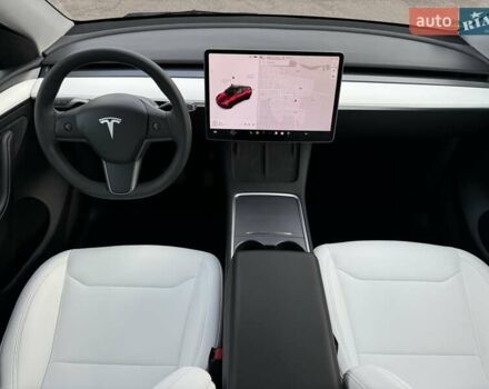 Красный Тесла Model Y, объемом двигателя 0 л и пробегом 42 тыс. км за 33900 $, фото 15 на Automoto.ua