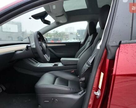 Червоний Тесла Model Y, об'ємом двигуна 0 л та пробігом 10 тис. км за 32490 $, фото 10 на Automoto.ua