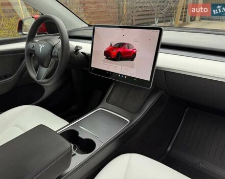 Червоний Тесла Model Y, об'ємом двигуна 0 л та пробігом 1 тис. км за 31900 $, фото 29 на Automoto.ua