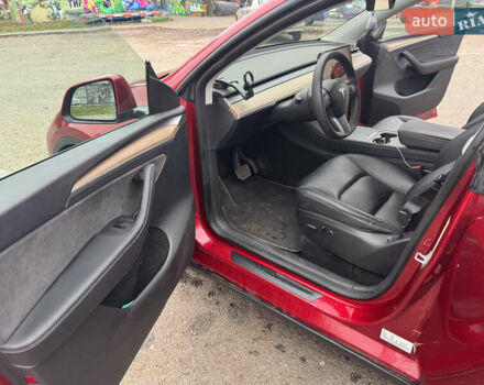 Красный Тесла Model Y, объемом двигателя 0 л и пробегом 26 тыс. км за 28900 $, фото 9 на Automoto.ua