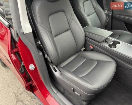 Красный Тесла Model Y, объемом двигателя 0 л и пробегом 19 тыс. км за 24500 $, фото 28 на Automoto.ua
