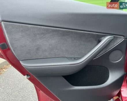 Красный Тесла Model Y, объемом двигателя 0 л и пробегом 20 тыс. км за 34500 $, фото 38 на Automoto.ua