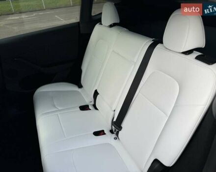 Красный Тесла Model Y, объемом двигателя 0 л и пробегом 42 тыс. км за 34990 $, фото 26 на Automoto.ua