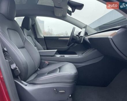 Красный Тесла Model Y, объемом двигателя 0 л и пробегом 20 тыс. км за 34500 $, фото 30 на Automoto.ua