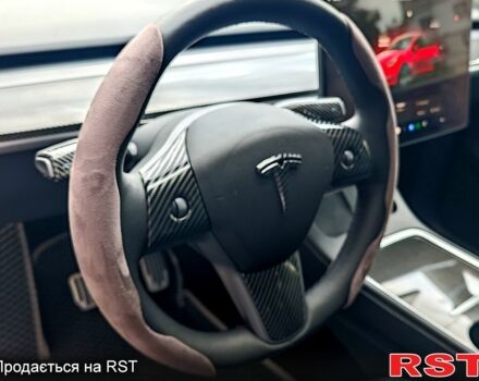 Тесла Model Y 2024 у Фастове на Automoto.ua Червоний Тесла Model Y, об'ємом двигуна 0.22 л та пробігом 20 тис. км за 32000 $, фото 10 на Automoto.ua
