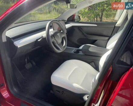Червоний Тесла Model Y, об'ємом двигуна 0 л та пробігом 27 тис. км за 39000 $, фото 12 на Automoto.ua