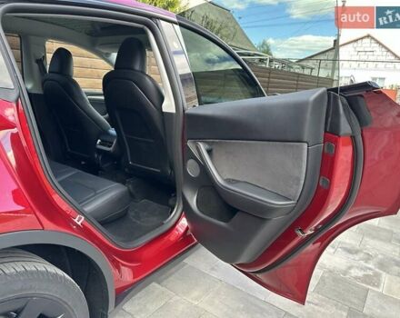 Червоний Тесла Model Y, об'ємом двигуна 0 л та пробігом 12 тис. км за 29900 $, фото 8 на Automoto.ua
