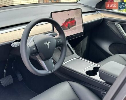 Червоний Тесла Model Y, об'ємом двигуна 0 л та пробігом 12 тис. км за 29900 $, фото 23 на Automoto.ua