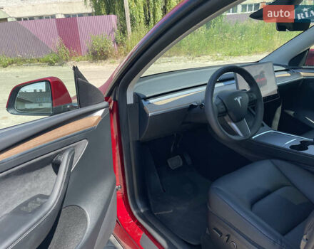Красный Тесла Model Y, объемом двигателя 0 л и пробегом 2 тыс. км за 34500 $, фото 33 на Automoto.ua