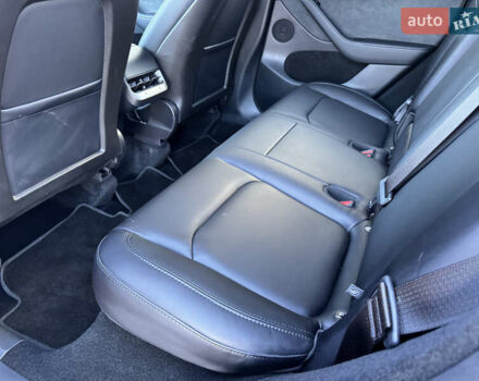 Красный Тесла Model Y, объемом двигателя 0 л и пробегом 8 тыс. км за 29999 $, фото 54 на Automoto.ua