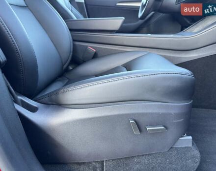 Красный Тесла Model Y, объемом двигателя 0 л и пробегом 8 тыс. км за 29999 $, фото 40 на Automoto.ua