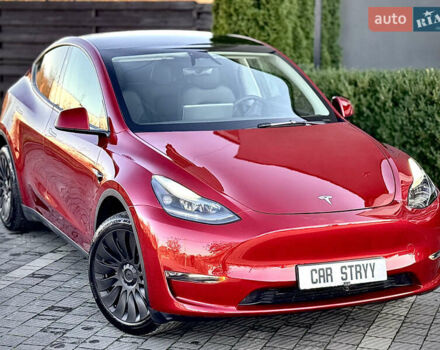 Красный Тесла Model Y, объемом двигателя 0 л и пробегом 8 тыс. км за 29999 $, фото 1 на Automoto.ua