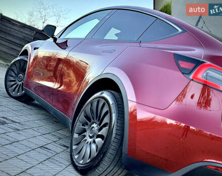 Красный Тесла Model Y, объемом двигателя 0 л и пробегом 8 тыс. км за 29999 $, фото 23 на Automoto.ua