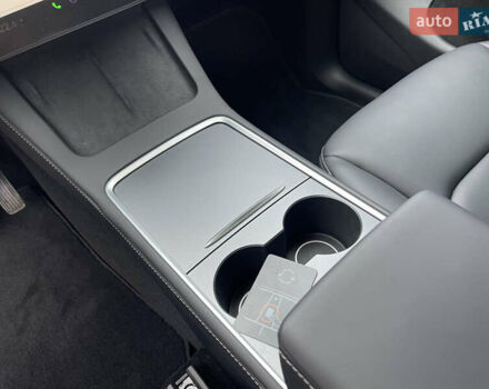 Червоний Тесла Model Y, об'ємом двигуна 0 л та пробігом 3 тис. км за 32500 $, фото 31 на Automoto.ua