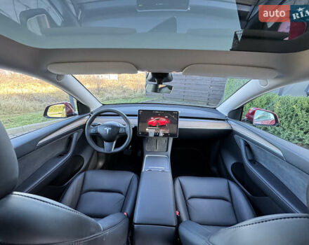 Красный Тесла Model Y, объемом двигателя 0 л и пробегом 8 тыс. км за 29999 $, фото 43 на Automoto.ua