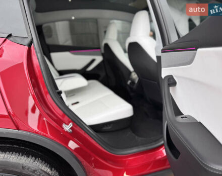Красный Тесла Model Y, объемом двигателя 0 л и пробегом 2 тыс. км за 49990 $, фото 17 на Automoto.ua
