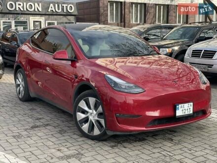 Тесла Model Y 2021 в Днепре (Днепропетровске) на Automoto.ua Красный Тесла Model Y, объемом двигателя 0 л и пробегом 38 тыс. км за 27300 $, фото 1 на Automoto.ua