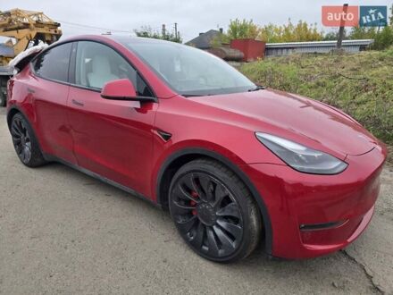 Тесла Model Y 2022 в Костополе на Automoto.ua Красный Тесла Model Y, объемом двигателя 0 л и пробегом 129 тыс. км за 17500 $, фото 1 на Automoto.ua