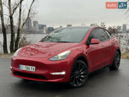 Тесла Model Y 2022 в Днепре (Днепропетровске) на Automoto.ua Красный Тесла Model Y, объемом двигателя 0 л и пробегом 50 тыс. км за 27900 $, фото 1 на Automoto.ua