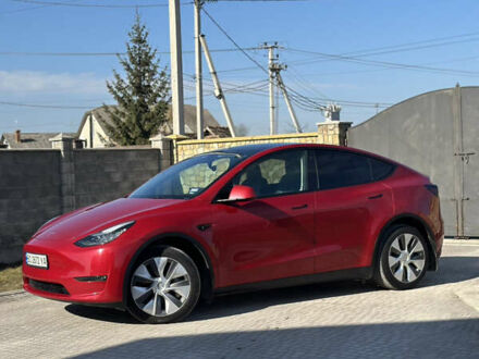 Тесла Model Y 2023 в Тернополе на Automoto.ua Красный Тесла Model Y, объемом двигателя 0 л и пробегом 22 тыс. км за 28999 $, фото 1 на Automoto.ua