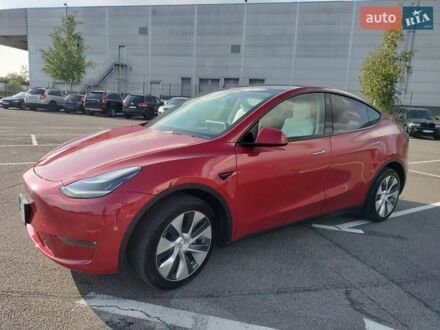 Тесла Model Y 2023 в Ровно на Automoto.ua Красный Тесла Model Y, объемом двигателя 0 л и пробегом 30 тыс. км за 27300 $, фото 1 на Automoto.ua