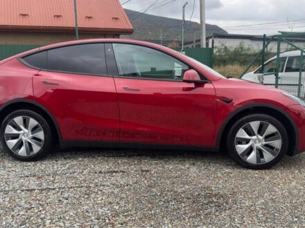 Тесла Model Y 2023 в Ужгороде на Automoto.ua Красный Тесла Model Y, объемом двигателя 0 л и пробегом 11 тыс. км за 33000 $, фото 1 на Automoto.ua