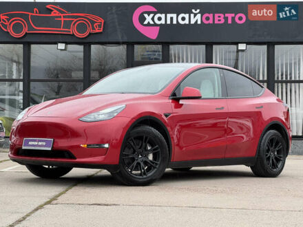 Тесла Model Y 2023 в Киеве на Automoto.ua Красный Тесла Model Y, объемом двигателя 0 л и пробегом 23 тыс. км за 35500 $, фото 1 на Automoto.ua