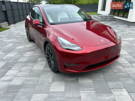 Тесла Model Y 2024 в Староконстантинов на Automoto.ua Красный Тесла Model Y, объемом двигателя 0 л и пробегом 1 тыс. км за 41900 $, фото 1 на Automoto.ua