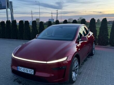 Червоний Тесла Model Y, об'ємом двигуна 0 л та пробігом 12 тис. км за 45500 $, фото 1 на Automoto.ua