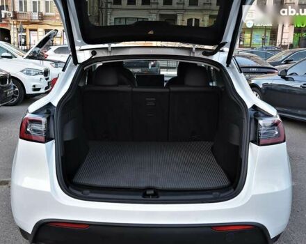 Тесла Model Y 2020 в Киеве на Automoto.ua Тесла Model Y, объемом двигателя 0 л и пробегом 73 тыс. км за 39999 $, фото 12 на Automoto.ua