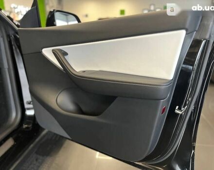 Тесла Model Y, объемом двигателя 0 л и пробегом 4 тыс. км за 64900 $, фото 11 на Automoto.ua