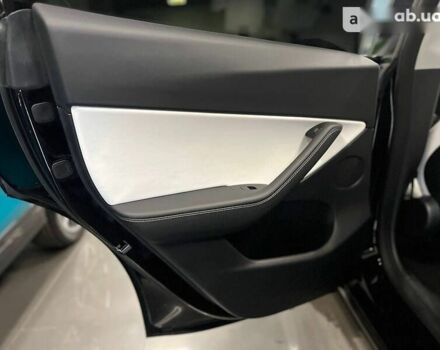 Тесла Model Y, объемом двигателя 0 л и пробегом 4 тыс. км за 64900 $, фото 20 на Automoto.ua
