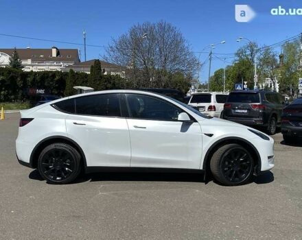 Тесла Model Y 2022 у Києві на Automoto.ua Тесла Model Y, об'ємом двигуна 0 л та пробігом 1 тис. км за 65500 $, фото 1 на Automoto.ua