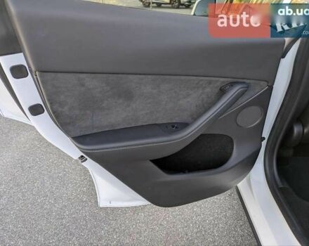 Тесла Model Y, объемом двигателя 0 л и пробегом 29 тыс. км за 37900 $, фото 19 на Automoto.ua
