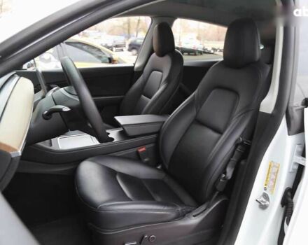 Тесла Model Y, объемом двигателя 4.25 л и пробегом 88 тыс. км за 26900 $, фото 7 на Automoto.ua