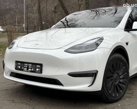 Тесла Model Y, об'ємом двигуна 4.25 л та пробігом 11 тис. км за 29950 $, фото 19 на Automoto.ua