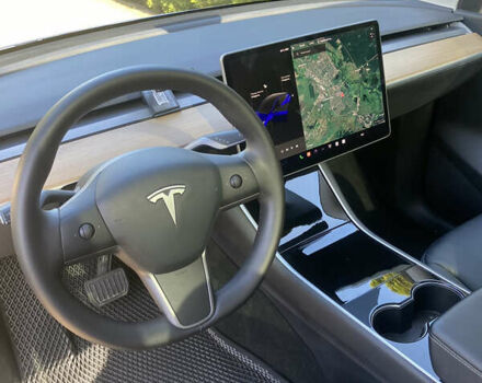 Тесла Model Y, объемом двигателя 0 л и пробегом 31 тыс. км за 26500 $, фото 11 на Automoto.ua
