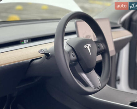 Тесла Model Y, объемом двигателя 0 л и пробегом 58 тыс. км за 28100 $, фото 53 на Automoto.ua