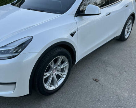 Тесла Model Y 2020 в Ивано-Франковске на Automoto.ua Тесла Model Y, объемом двигателя 0 л и пробегом 106 тыс. км за 30000 $, фото 1 на Automoto.ua