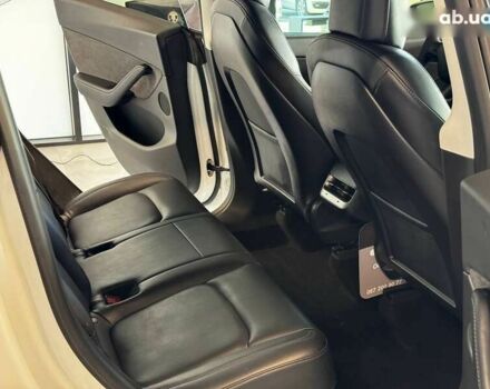 Тесла Model Y, объемом двигателя 0 л и пробегом 46 тыс. км за 22900 $, фото 23 на Automoto.ua