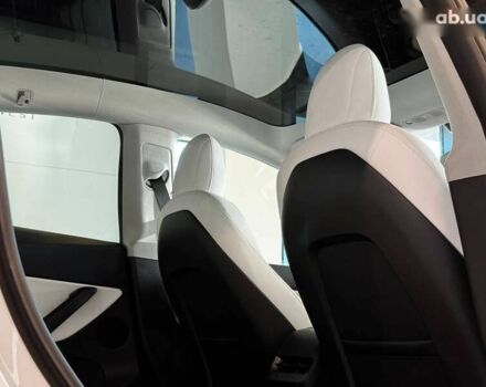 Тесла Model Y, объемом двигателя 0 л и пробегом 1 тыс. км за 29500 $, фото 25 на Automoto.ua