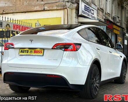 Тесла Model Y 2021 в Николаеве на Automoto.ua Тесла Model Y, объемом двигателя 0.28 л и пробегом 80 тыс. км за 24999 $, фото 9 на Automoto.ua