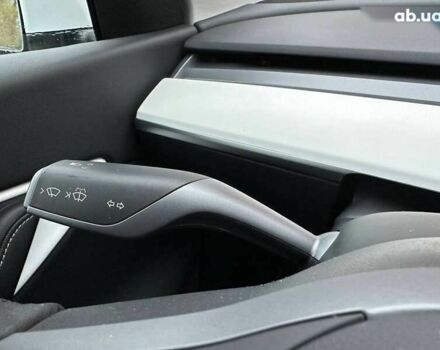 Тесла Model Y, объемом двигателя 0 л и пробегом 60 тыс. км за 28000 $, фото 18 на Automoto.ua