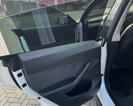 Тесла Model Y, об'ємом двигуна 0 л та пробігом 98 тис. км за 23400 $, фото 13 на Automoto.ua