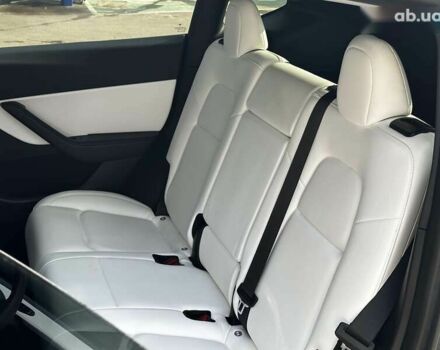 Тесла Model Y, объемом двигателя 0 л и пробегом 66 тыс. км за 28999 $, фото 13 на Automoto.ua