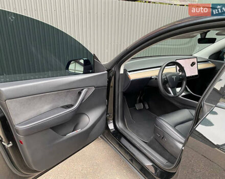Тесла Model Y, объемом двигателя 0 л и пробегом 73 тыс. км за 22800 $, фото 4 на Automoto.ua