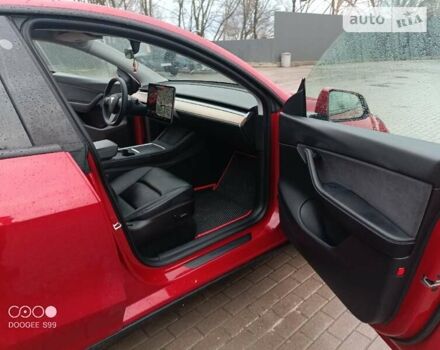 Тесла Model Y, объемом двигателя 0 л и пробегом 39 тыс. км за 25500 $, фото 15 на Automoto.ua