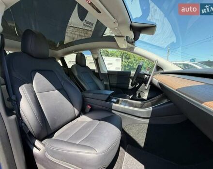 Тесла Model Y, объемом двигателя 0 л и пробегом 112 тыс. км за 16900 $, фото 11 на Automoto.ua