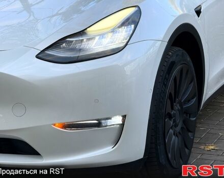 Тесла Model Y 2021 в Николаеве на Automoto.ua Тесла Model Y, объемом двигателя 0.28 л и пробегом 80 тыс. км за 24999 $, фото 7 на Automoto.ua