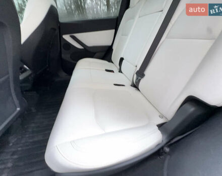 Тесла Model Y, объемом двигателя 0 л и пробегом 61 тыс. км за 24500 $, фото 23 на Automoto.ua